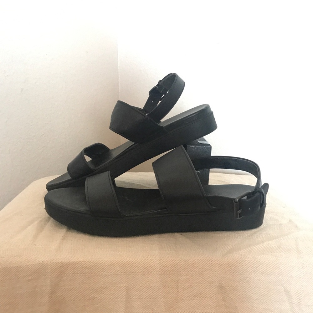 Via Spiga Leather Sandals
